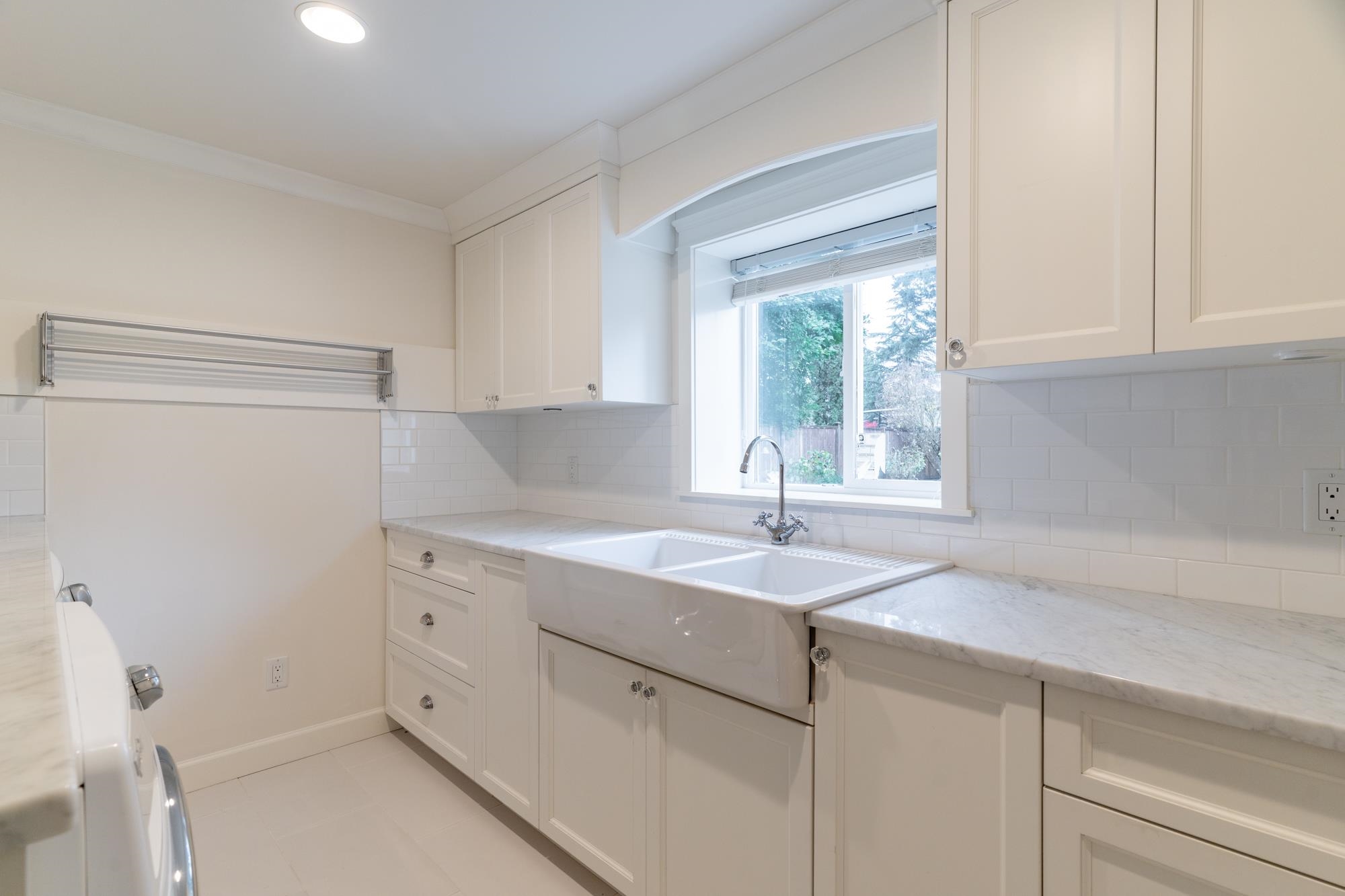 3653 ST. THOMAS STREET 34