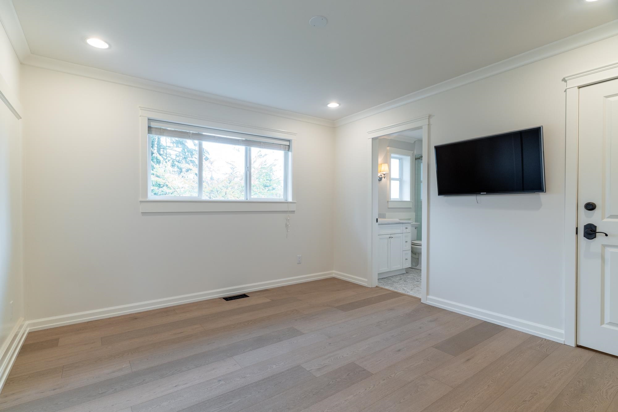 3653 ST. THOMAS STREET 15