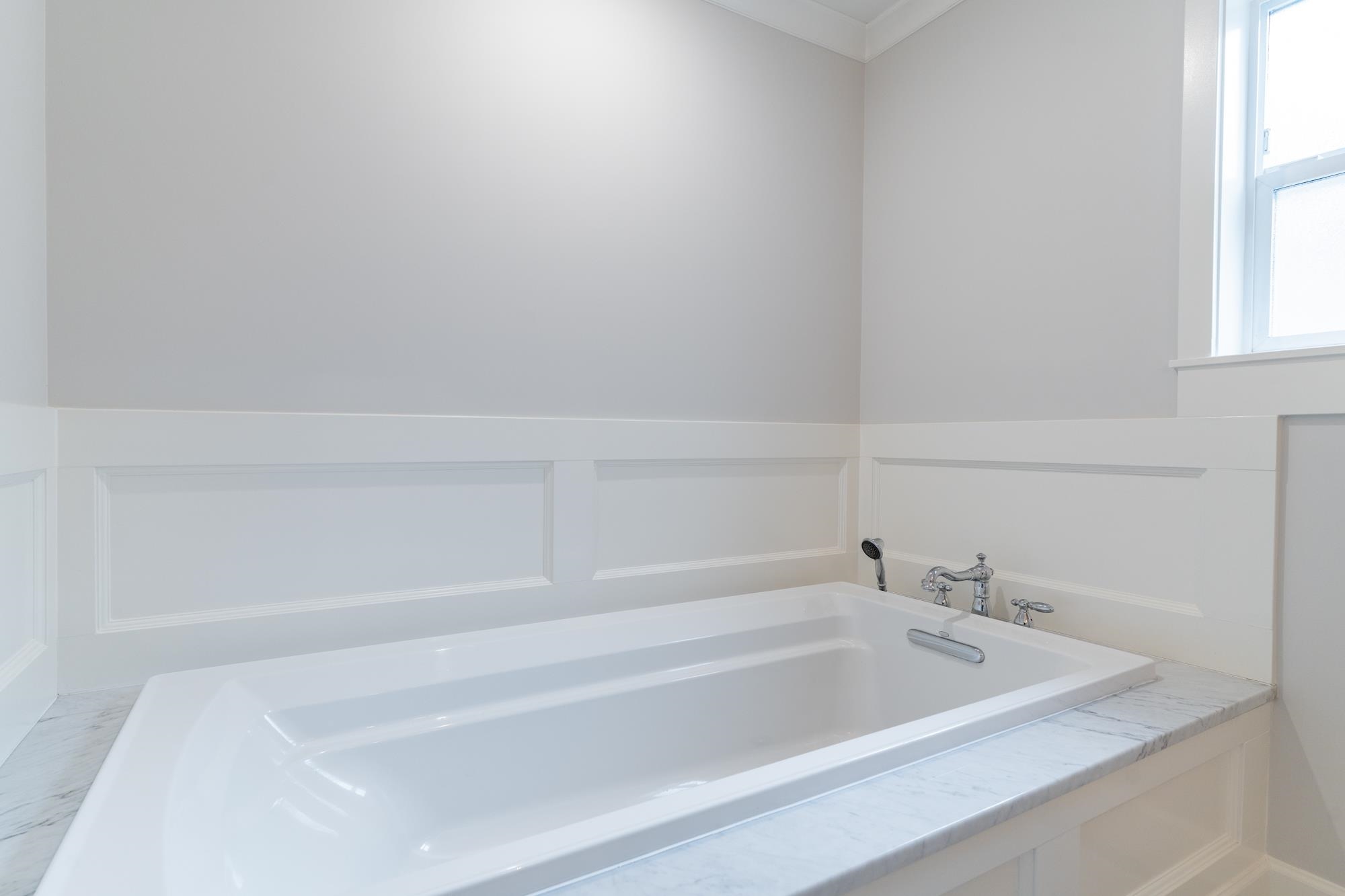 3653 ST. THOMAS STREET 23