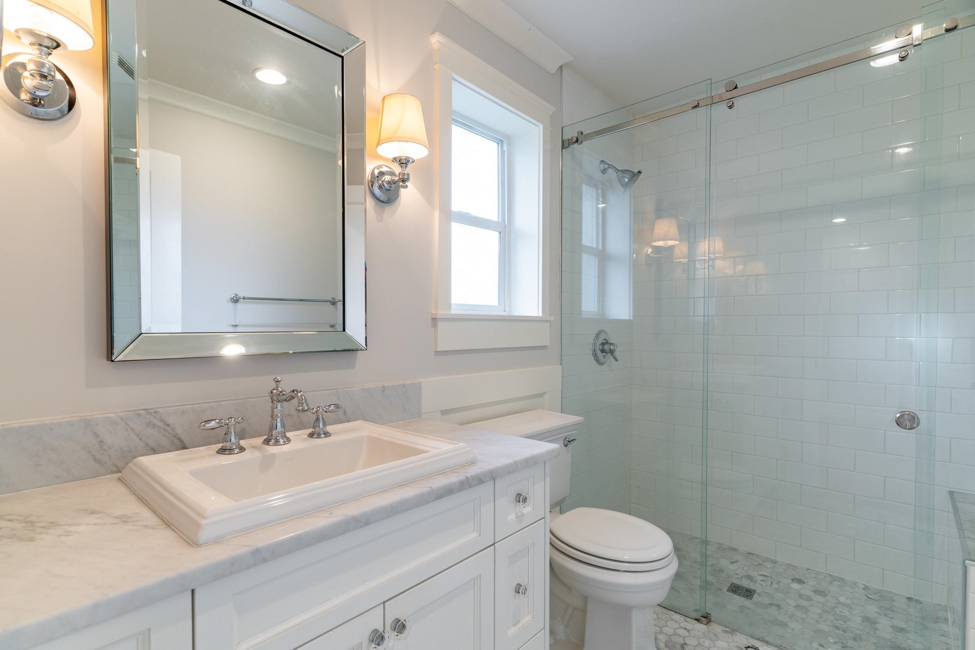 3653 ST. THOMAS STREET 18
